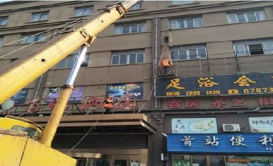 龙泉安装较高的门店招牌有什么好的方法？